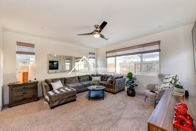 Building Photo - 4 Bedroom, 3 Bath Home in Rancho Cordova