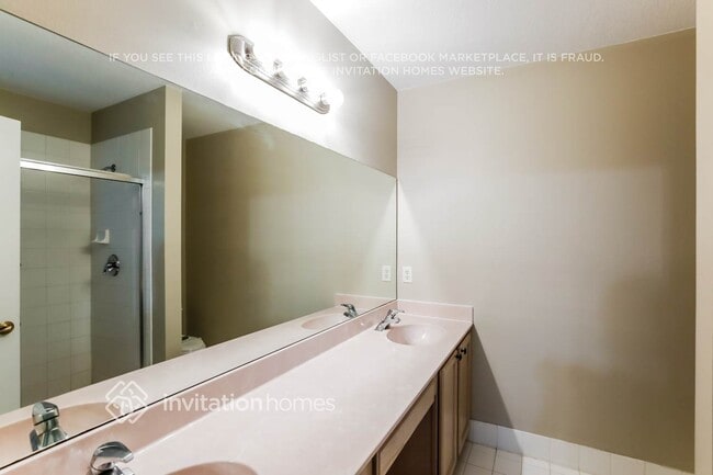 Building Photo - 3064 Waddell Ave