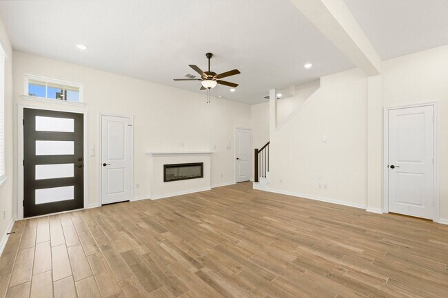 Building Photo - 106 W Coralburst Lp