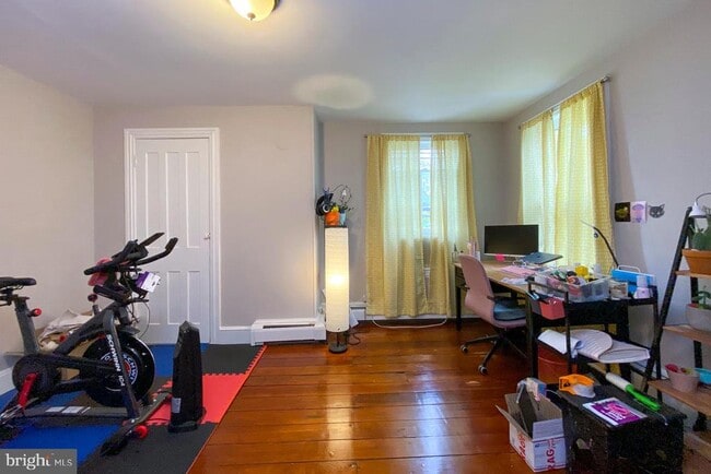 Building Photo - 10 Princeton Ave