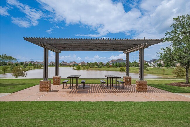 Building Photo - 23611 Blackhaw Blossom Ln