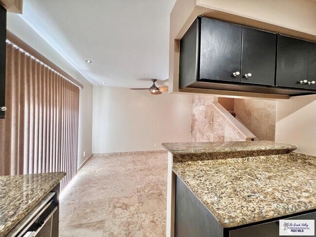 Building Photo - 6744 Central Blvd