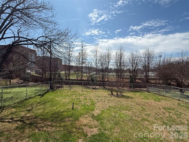 Building Photo - 2544 Abelwood Rd