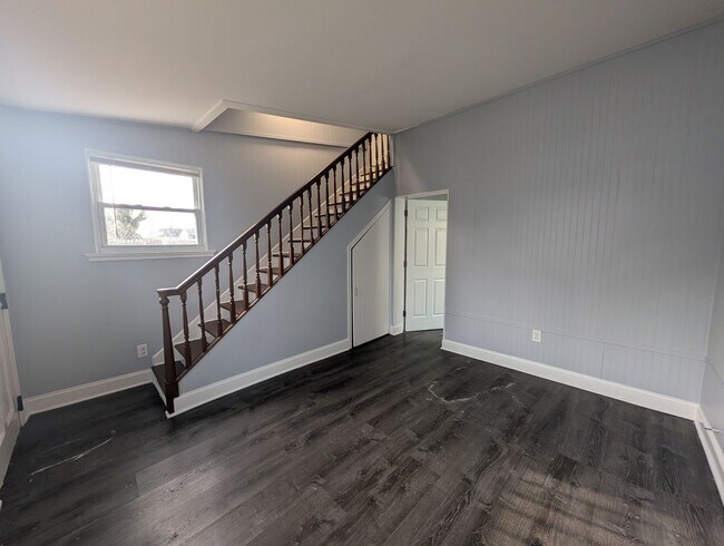 Building Photo - 234 Fisher Ave