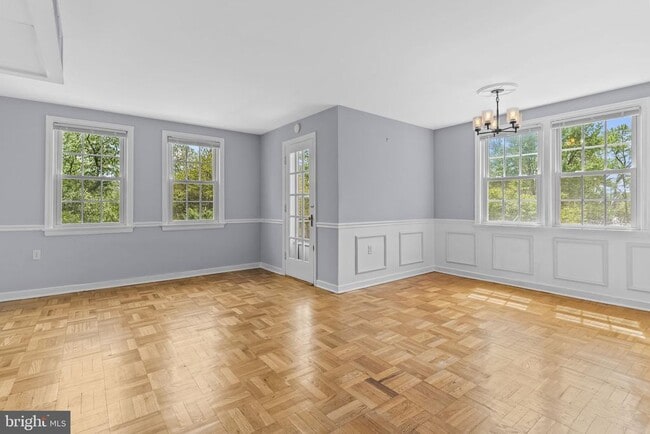 Building Photo - 6611 E Wakefield Dr