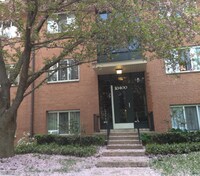 Building Photo - 10400 Rockville Pike