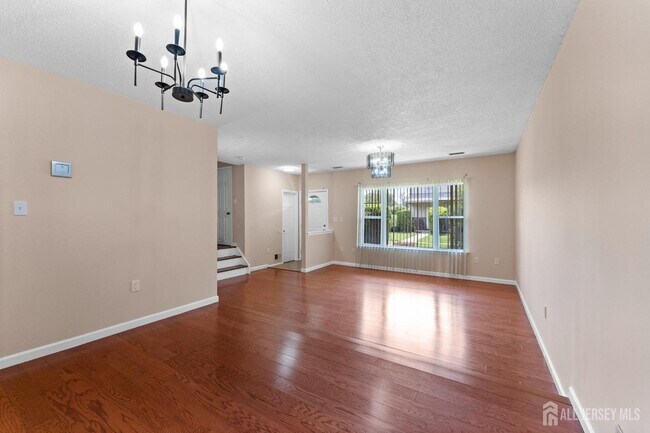 Building Photo - 36 Sassafras Ct