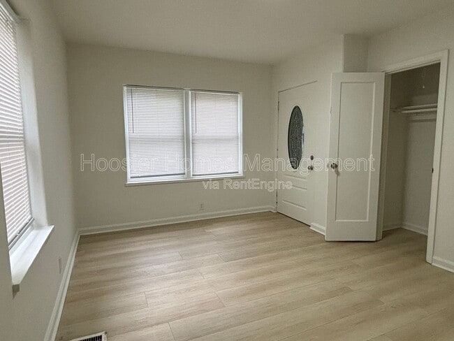 Building Photo - 1509 N Chester Ave