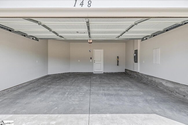 Building Photo - 148 Herrick Pl