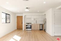 Building Photo - 2845 1/2 Marsh St