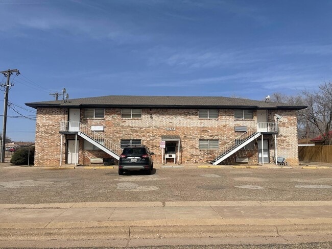 Primary Photo - 1310 54th St