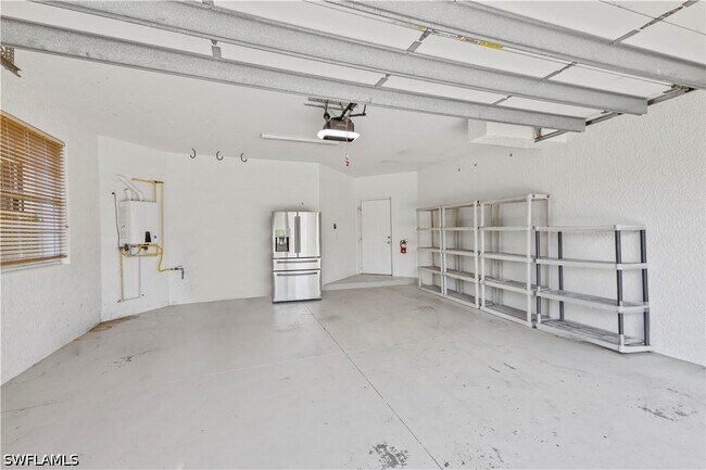 Building Photo - 9142 Cherry Oaks Ln