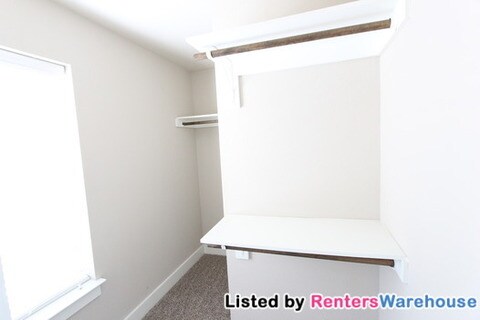 Building Photo - 1206 Deloney St