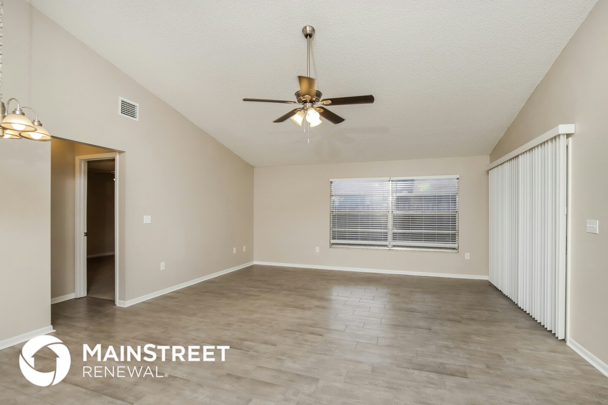 Building Photo - 865 Pine Wood Ave