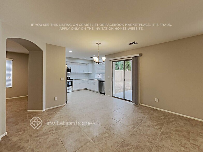 Building Photo - 42695 W Anne Ln