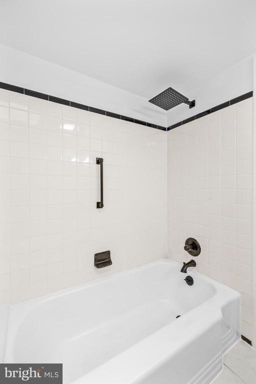 Building Photo - 2420 I St NW