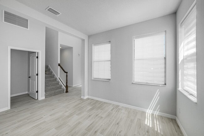 Building Photo - Beautiful home in Sierra Cove