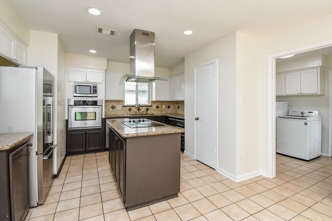 Building Photo - 14206 Ella Lee Ln