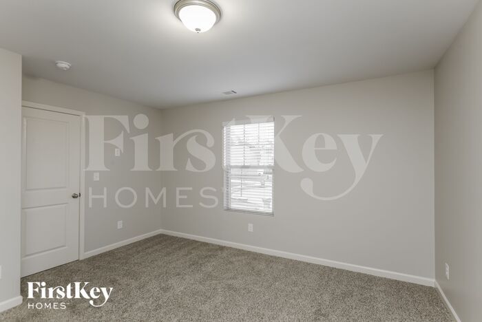 Building Photo - 840 Castilla Way
