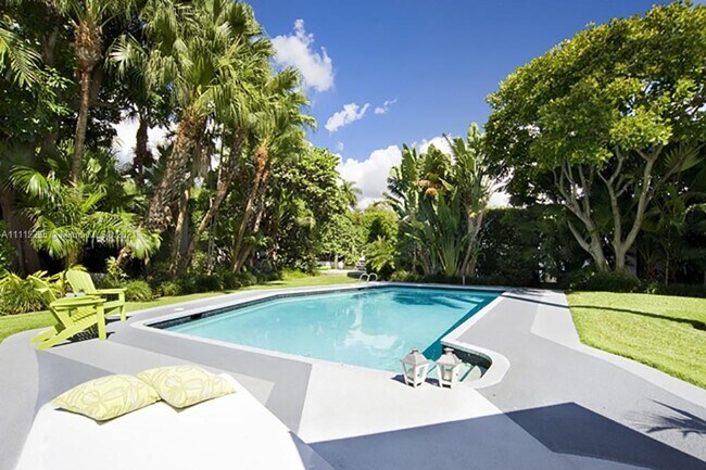 Building Photo - 1515 22nd St