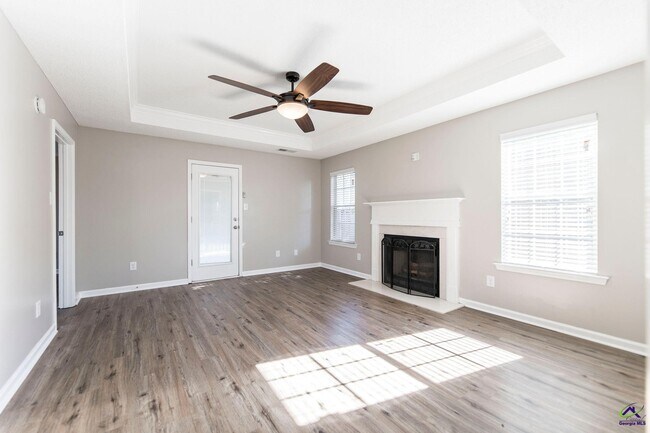Building Photo - 404 Chadwyck Cir
