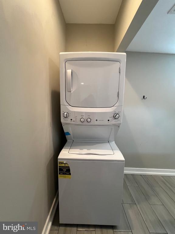 Building Photo - 33 Old US Hwy 1