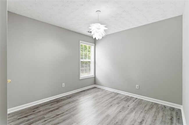 Building Photo - 1145 Grace Dr