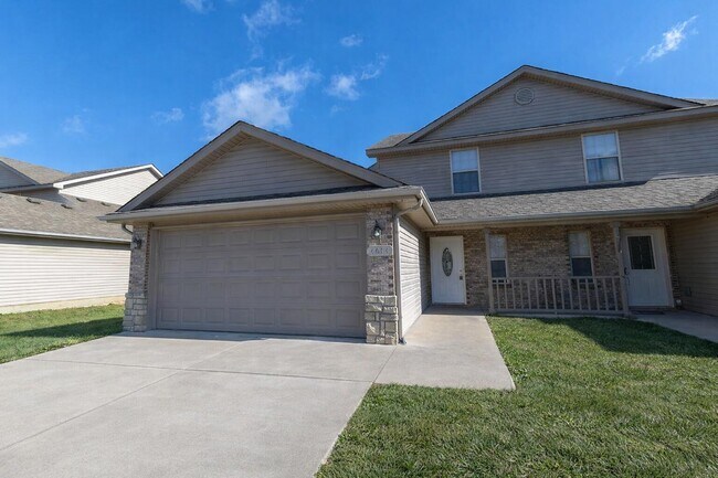 Building Photo - 4014 Arctic Fox Dr