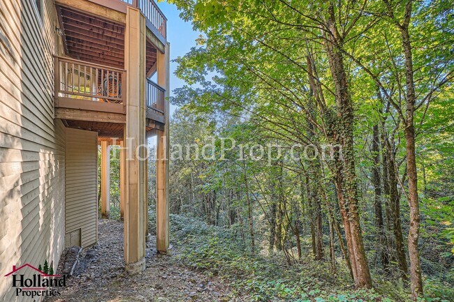 Building Photo - Gorgeous Single Home in Great location!!!