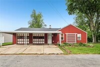 Building Photo - 686 Portage Lakes Drive