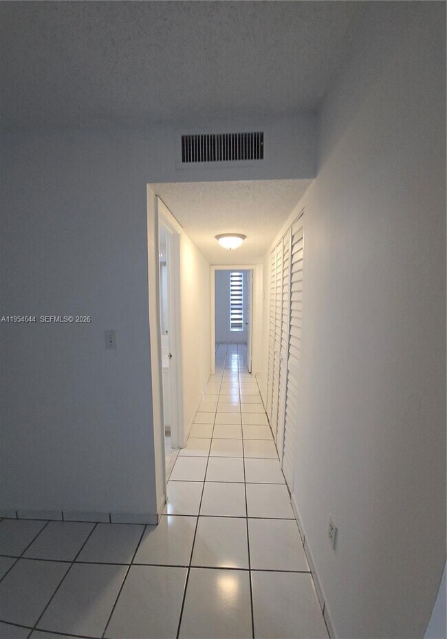 Building Photo - 9431 SW 4th St