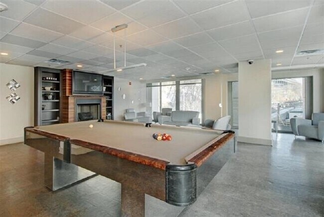 Building Photo - 800 Jackson St