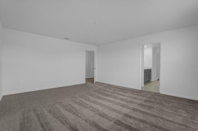 Building Photo - 4830 Worchester Dr