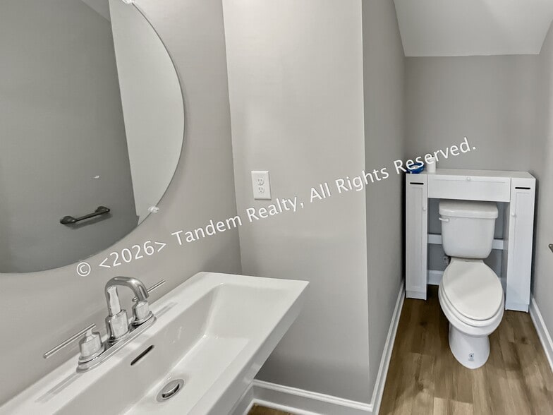 Building Photo - 125 Harvard Dr