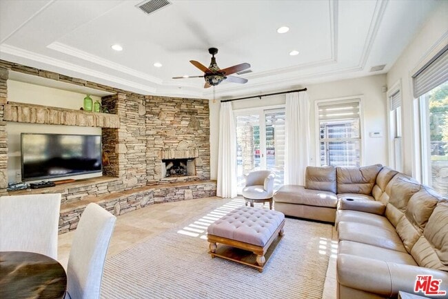 Building Photo - 2860 Dewdrop Pl