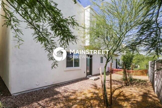 Building Photo - 3 Bedroom Pet-Friendly Home in Phoenix, AZ...