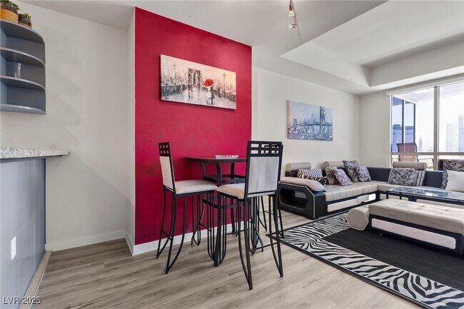 Building Photo - 4575 Dean Martin Dr