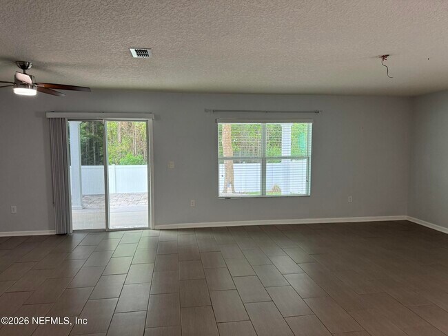 Building Photo - 95090 Timberlake Dr