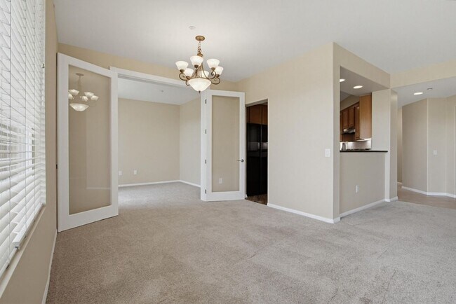 Building Photo - 823 Kalpati Cir