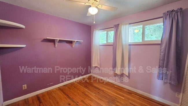 Building Photo - 2524 N Farragut Ave