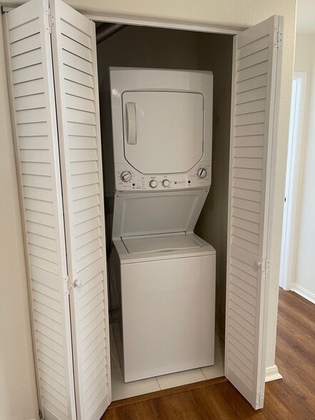 Building Photo - 4529 Colfax Ave