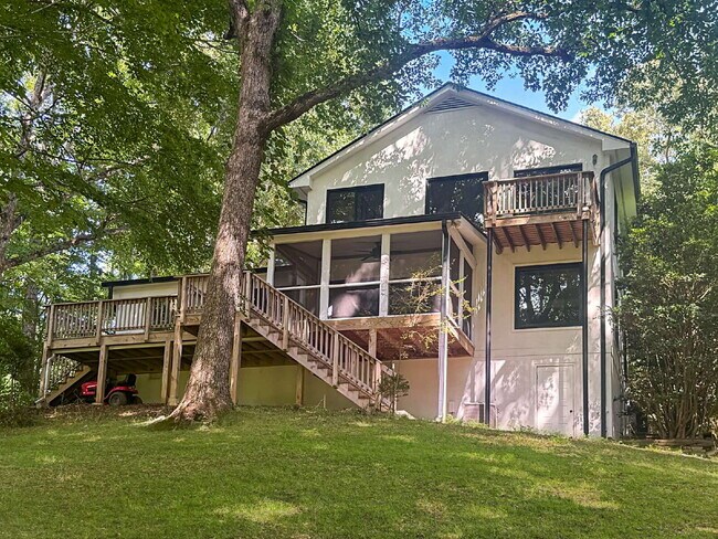 Building Photo - Modern Lake Lanier Retreat | 3BR/3.5BA | Private Swim Dock