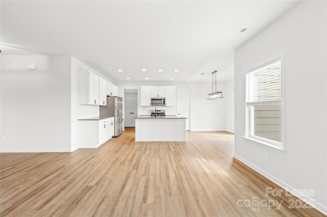 Building Photo - 18016 Wilbanks Dr