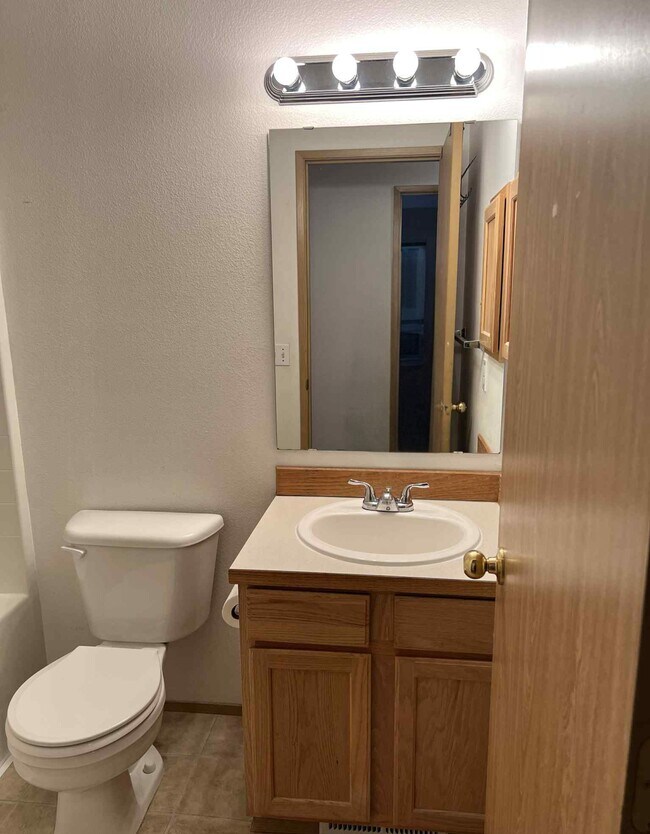 Building Photo - 2966 Sprague St