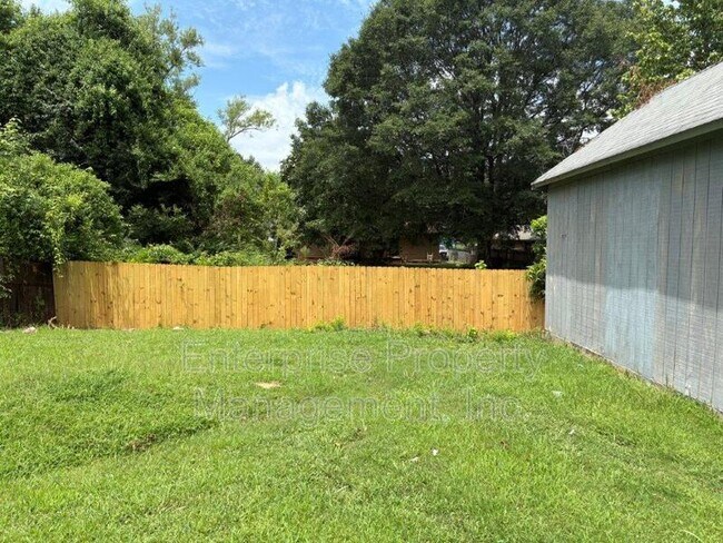 Building Photo - 4891 Shayne Ln