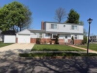 Building Photo - 42 Rhodes Dr