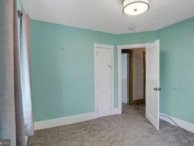 Building Photo - Colonial Park Ranch on half acre lot CD Sc...