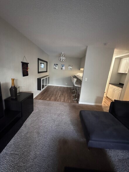 Building Photo - 2750 Plumas St