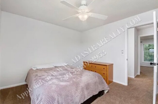 Building Photo - Classic Two Story 5 Bed 2.5 Bath Home in Blue Valley-Coming SOON!!