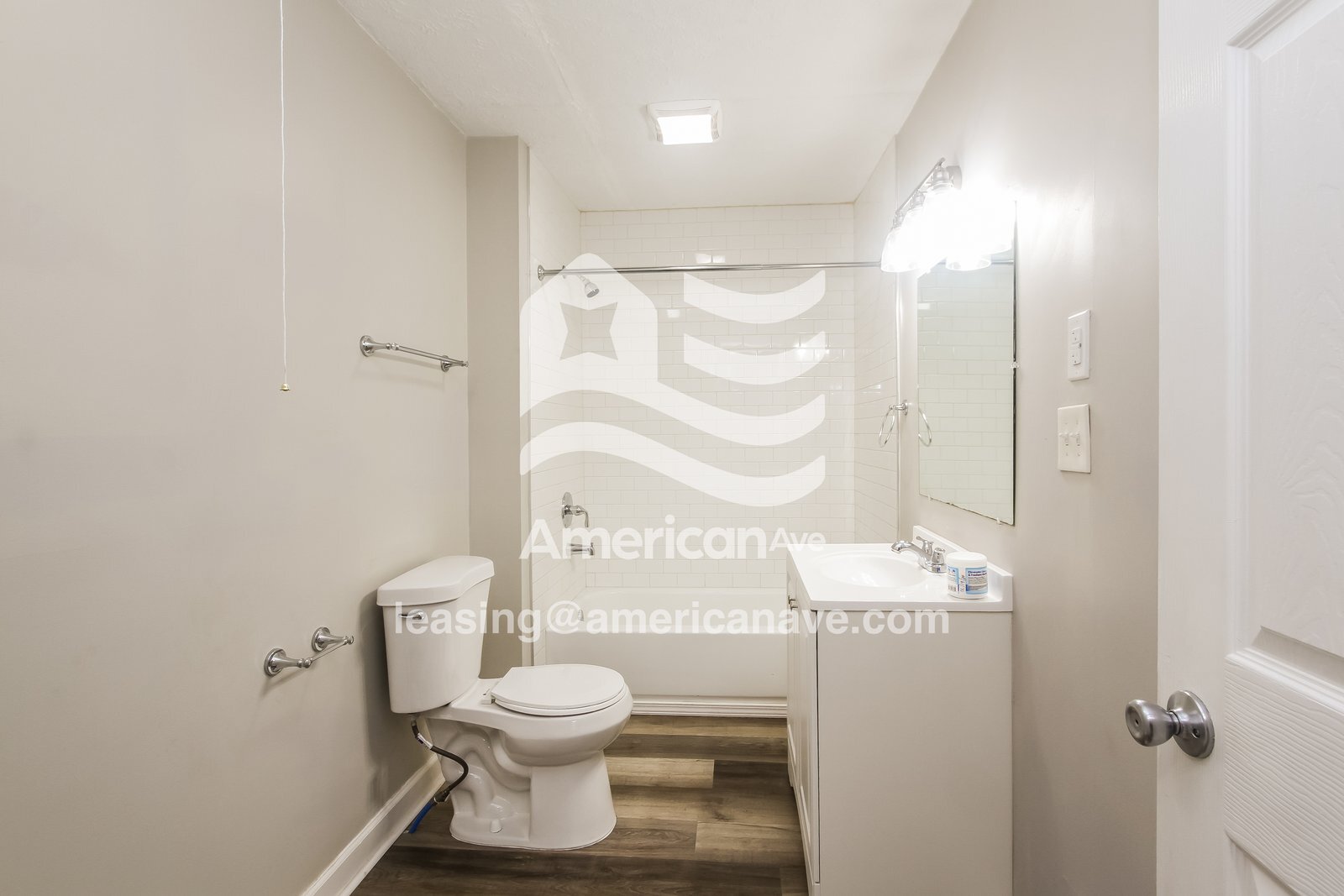 Building Photo - 1731 N Alton Ave